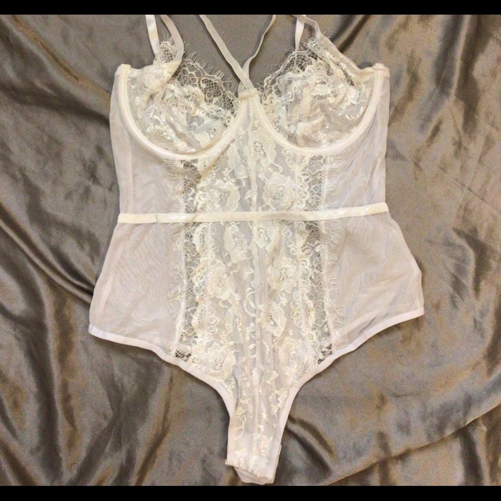 White Lace Top(New)